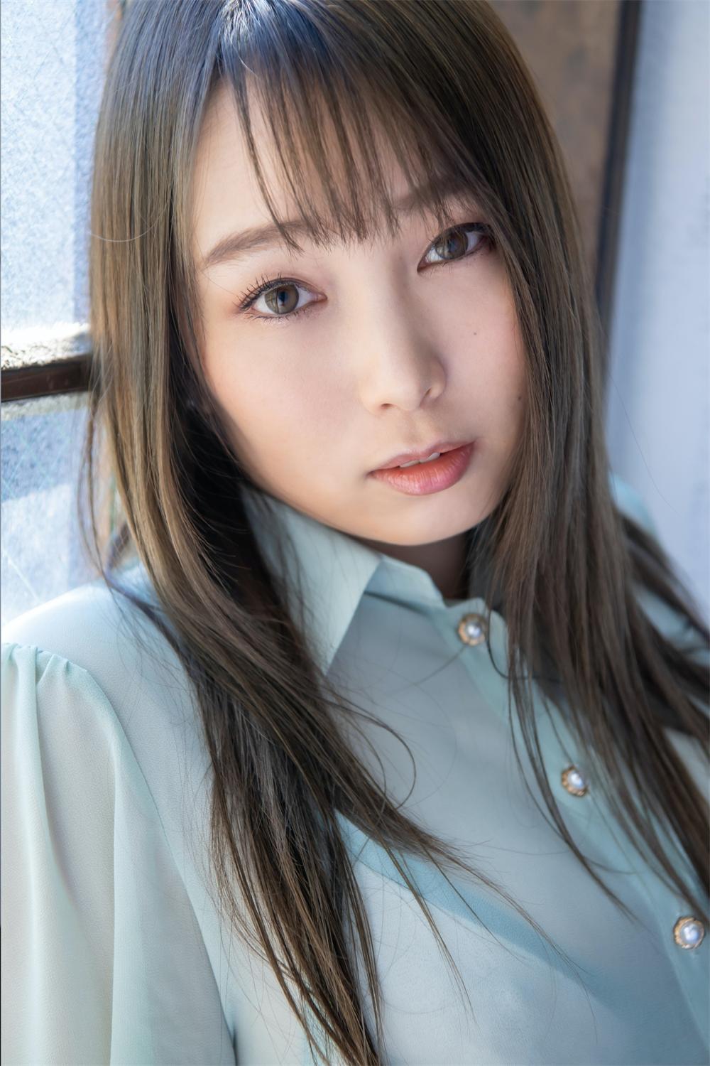 桐谷なお オフィシャルヌード写真集 BON VOYAGE (Not Complete) 2021.07.16-漫画客