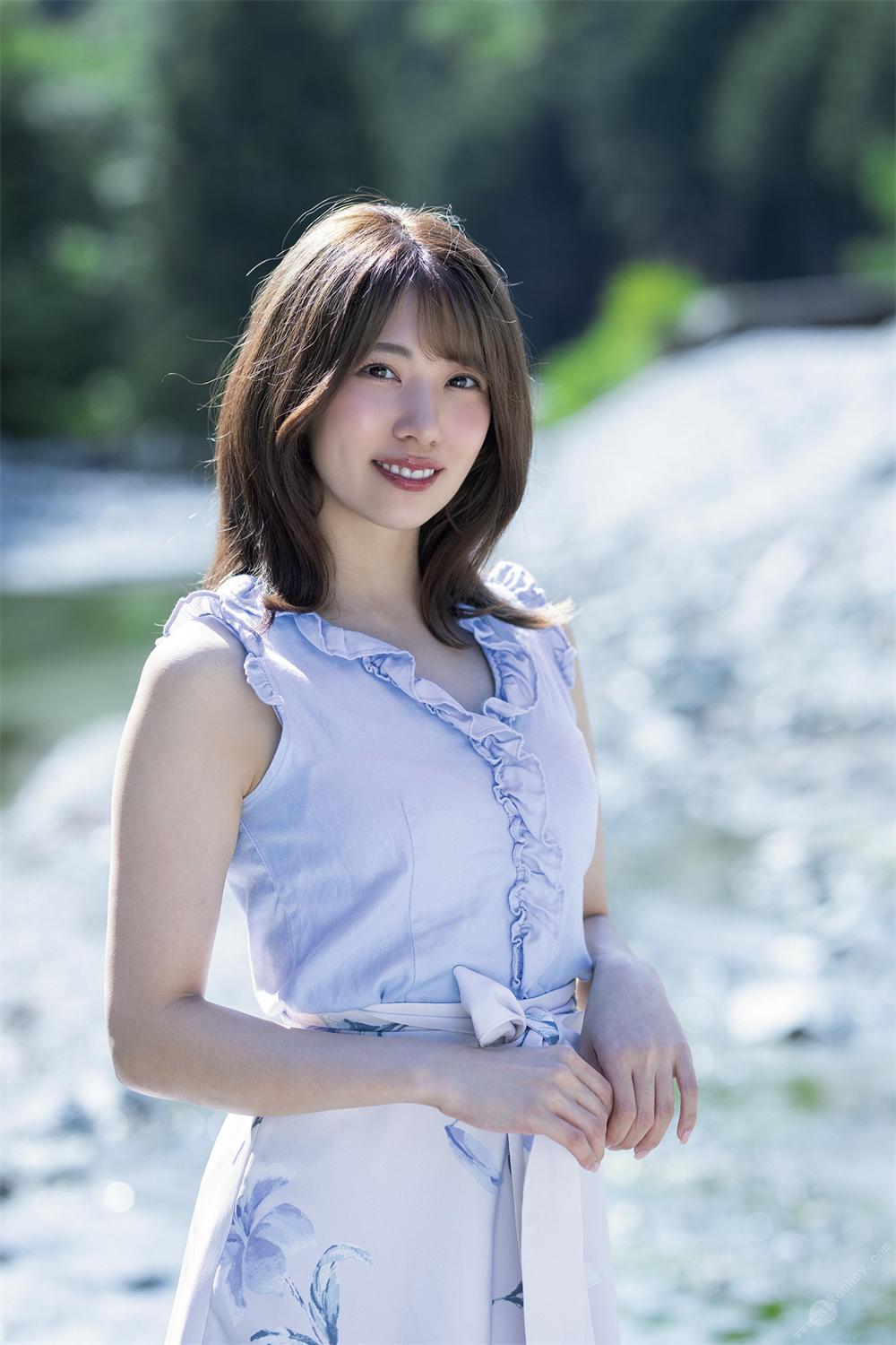 【デジタル限定】山岸逢花ヘアヌード写真集「百花」週刊大衆デジタル写真集NUDE ： 23 (2023-04-28)-漫画客