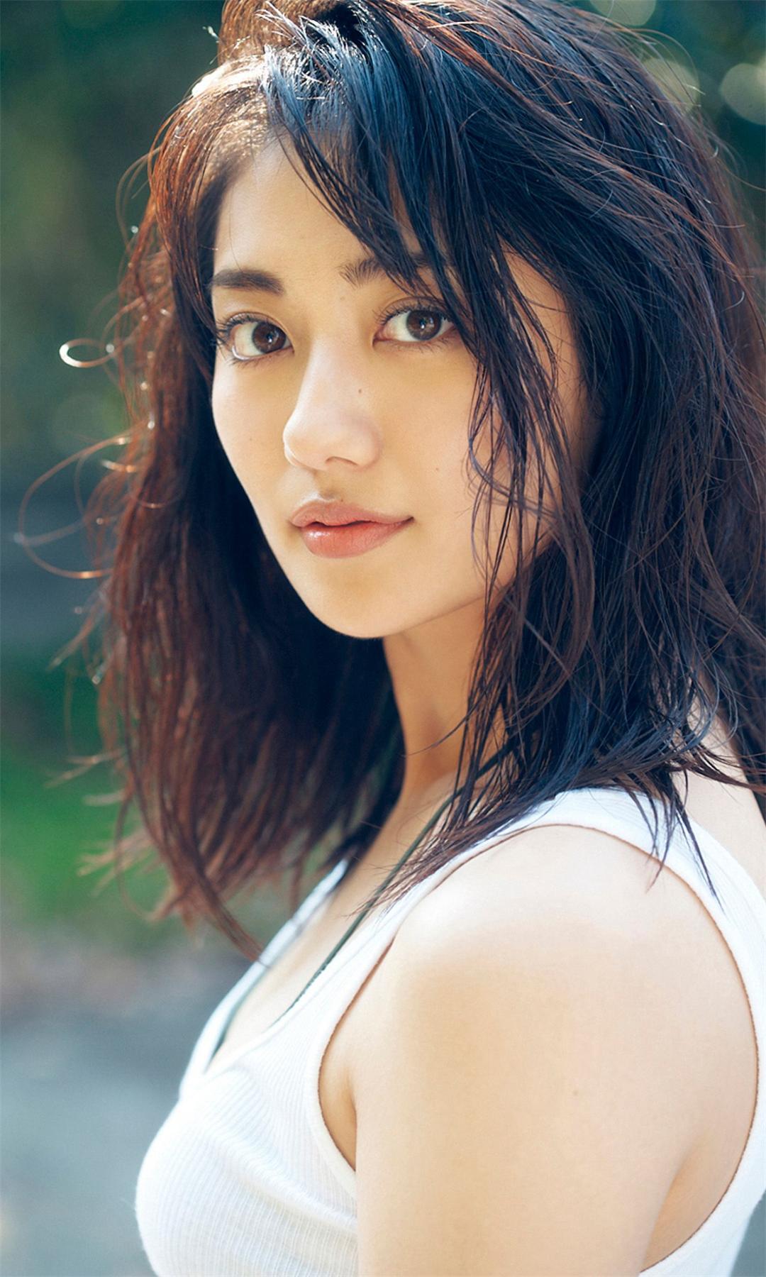【デジタル限定】奥山かずさ写真集「平成最後のニューヒロイン！奥山かずさの魅力に迫る。」 週プレ PHOTO BOOK 2023.03.09-漫画客