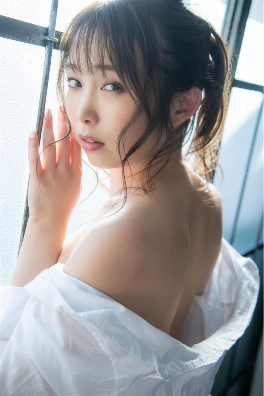 BON VOYAGE 桐谷なお【ヘアヌード写真集】 (2021-07-16)-漫画客