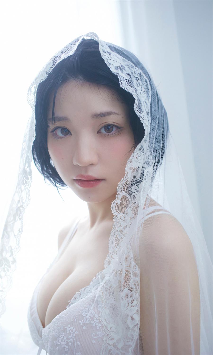 【デジタル限定】根本凪写真集「Beyond the Dimension」 週プレ PHOTO BOOK 2023.05.29-漫画客