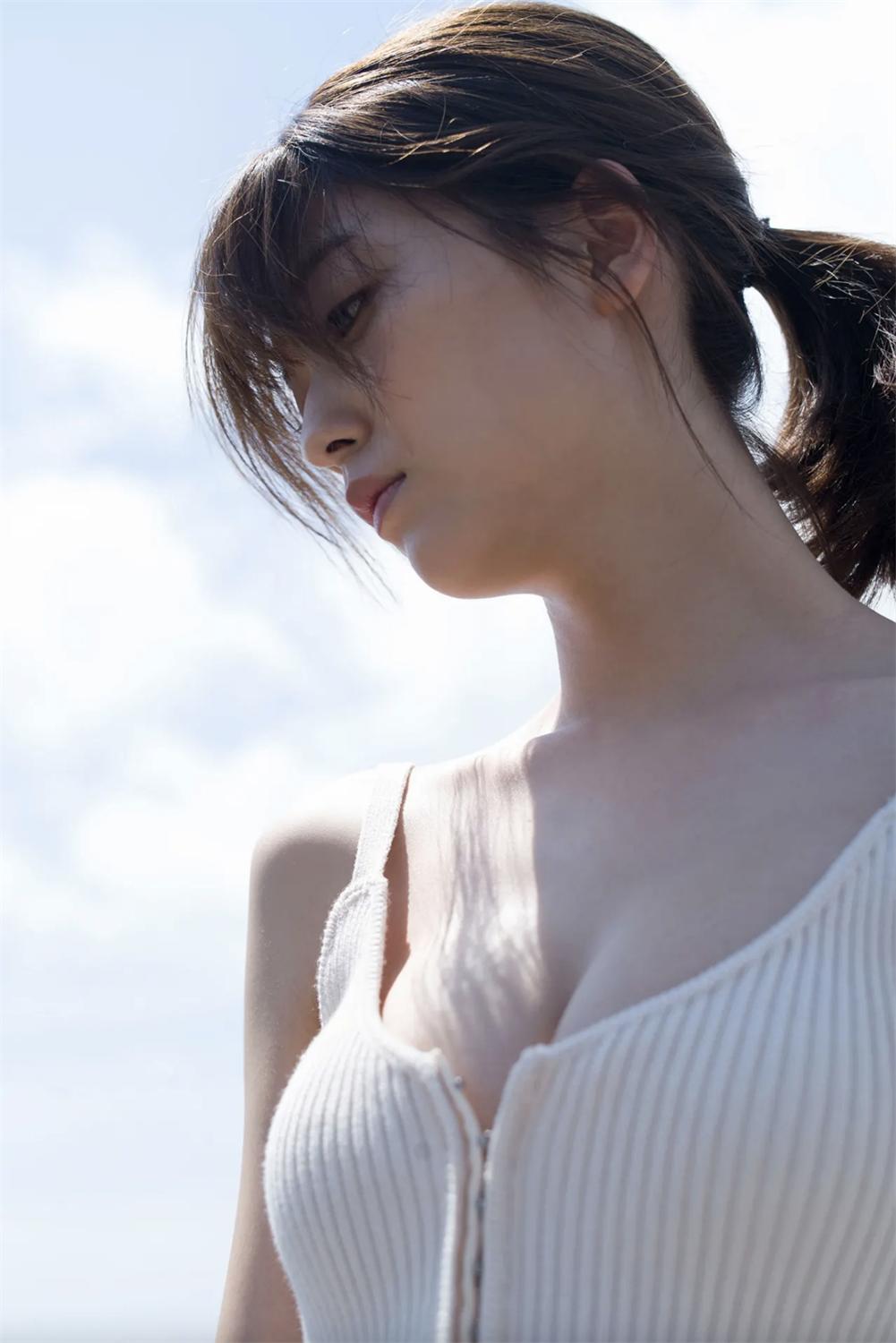 工藤美桜「センチメンタルな柔肌」ＦＲＩＤＡＹデジタル写真集 2021.08.22  No Watermark-漫画客