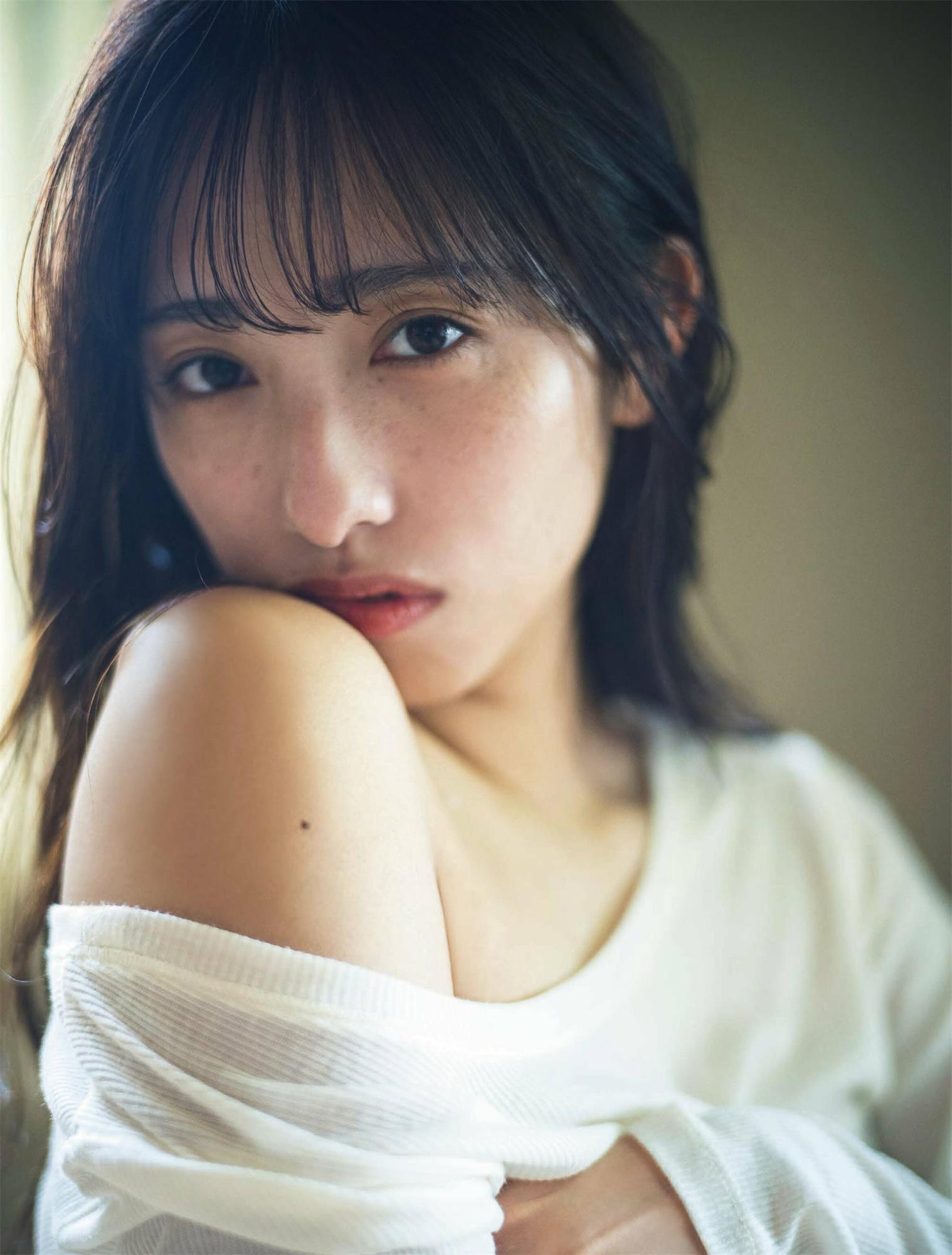 雪平莉左 大和田南那 栗田惠美 高梨瑞樹-Flash 2022.07.05 No.1651-漫画客