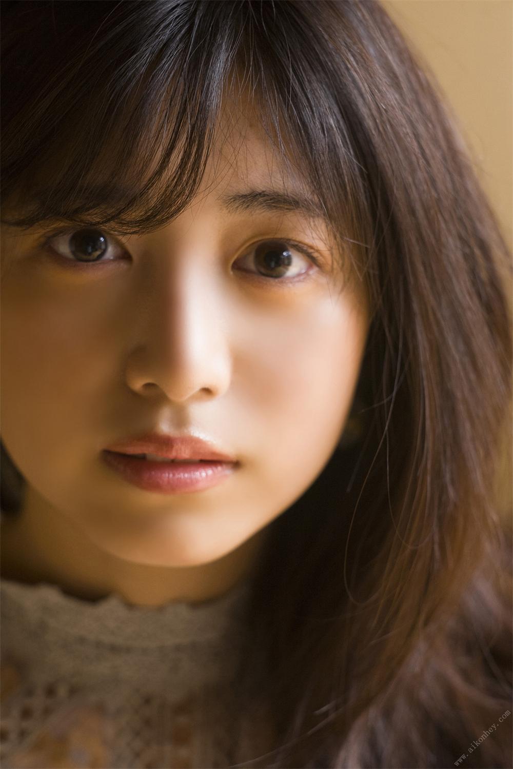 吉田莉桜 10 “Humble Virtue” 「謙虚な美徳」2021.03.02-漫画客