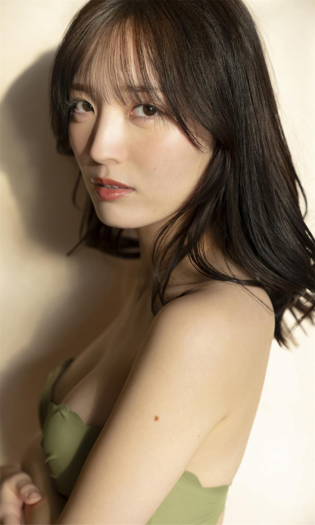 【デジタル限定】由良ゆら写真集「いっぱい見てね」 週プレ PHOTO BOOK 2022.12.19-漫画客